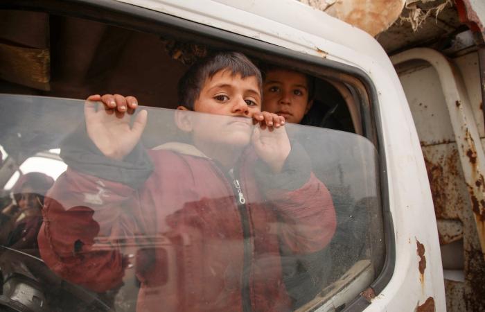 النظام يقضم نصف إدلب.. والعين على طريق دمشق – حلب