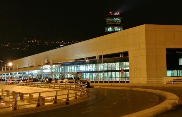 طائرة عسكرية مصرية وصلت إلى بيروت على متنها طاقم جديد للمستشفى المصري