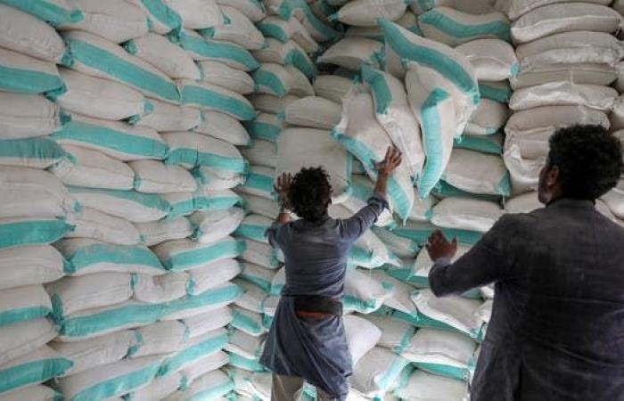الأمم المتحدة تضطر لخفض المساعدات لليمن رغم كورونا