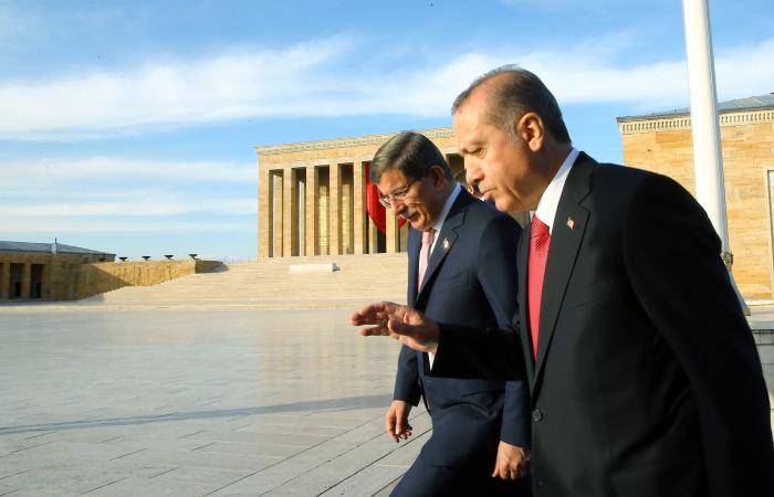 داود أوغلو أعلنها حربا.. "تصعيد جديد بوجه أردوغان" 