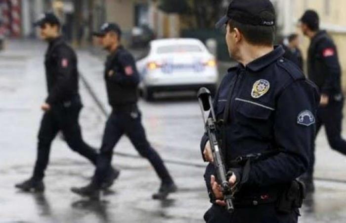 مقتل 63 تركيا في 10 مدن ومصادرة خمر مغشوش بالأطنان