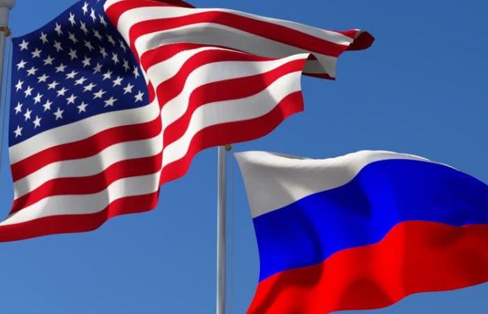 روسيا تمنح إدوارد سنودن حقوق الإقامة الدائمة