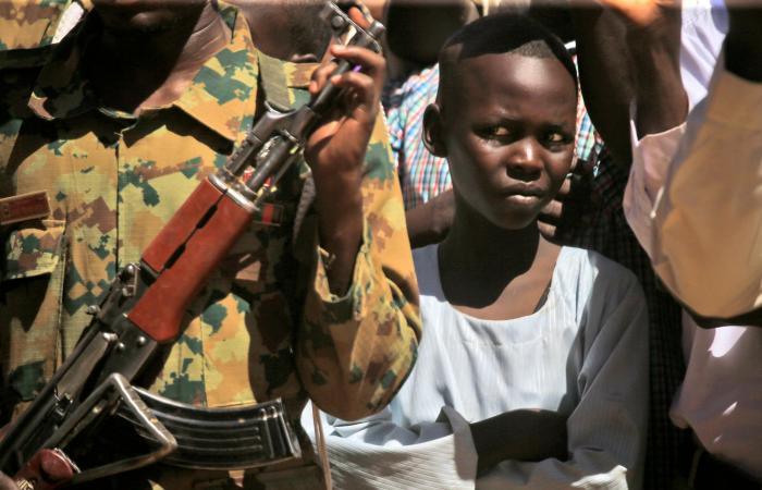 دم يسيل في دارفور.. ما يجب أن تعرفه عن صراع عمره سنين