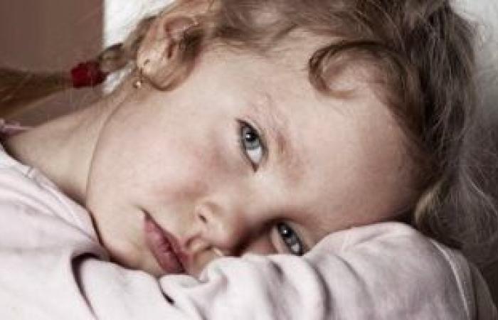دراسة: الصداع أحد مضاعفات كورونا لدى الأطفال المصابين بالحالات الشديدة