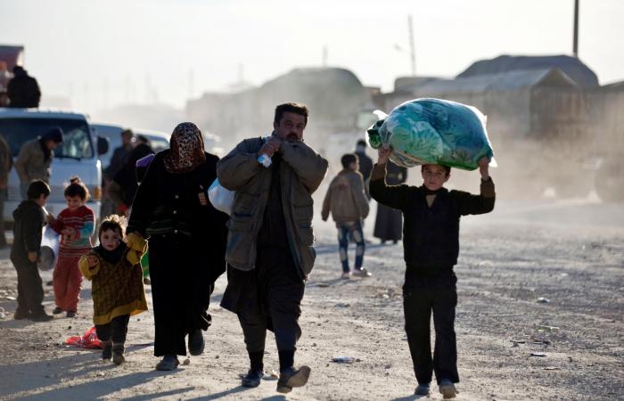 "نعيش قلقاً دائماً".. لاجئون سوريون في تركيا يروون
