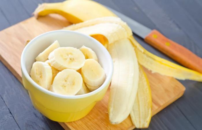 الموز يمنع تساقط الشعر ويساعد على تحسين صحته ويقاوم القشرة