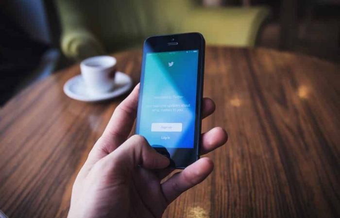 تويتر تطور ميزة جديدة لتصنيف تغريداتك المحفوظة