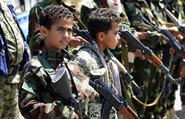 قنبلة موقوتة.. حكومة اليمن تحذر من معسكرات الحوثي الصيفية 