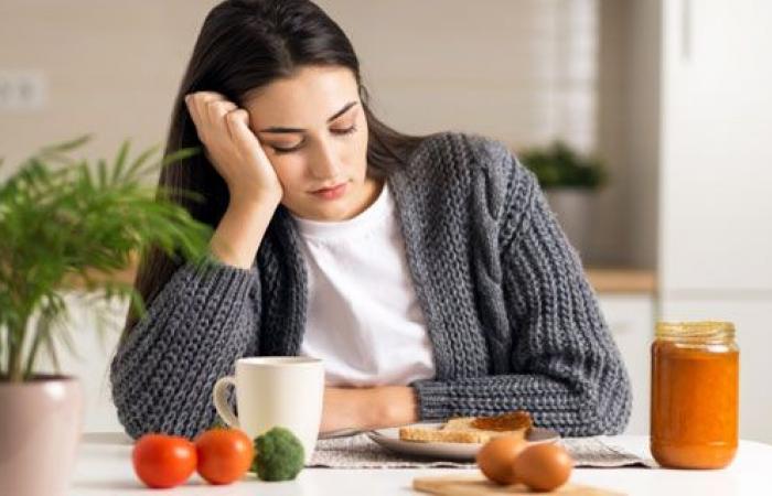 دراسة توضح تأثير تخطي وجبة الإفطار والوجبات السريعة على الصحة العقلية للنساء