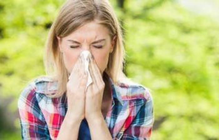 اعرف الفرق بين حمى القش ونزلة البرد و3 طرق للتعامل مع أعراضها