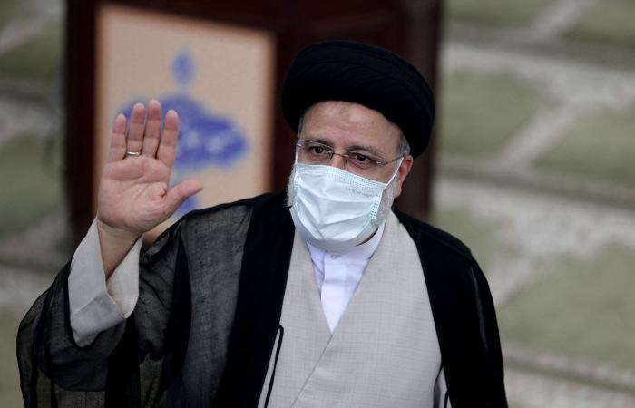 لابيد يهاجم رئيس إيران الجديد: "متطرف" يدعم طموحات طهران النووية