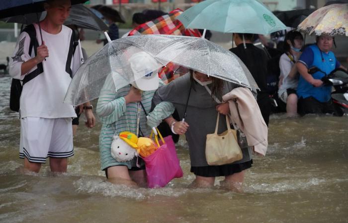 تحذير من وضع "خطير جداً" بسبب فيضانات الصين
