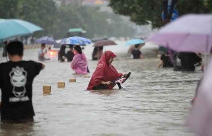 تحذير من وضع "خطير جداً" بسبب فيضانات الصين