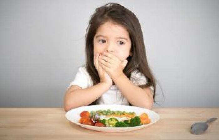 التغذية السلمية تعزز مناعة طفلك.. تعرفى على العناصر الغذائية لصحة أفضل