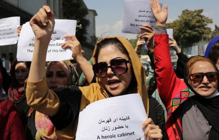 لليوم الثاني.. نساء كابل يتظاهرن دفاعا عن الحريات