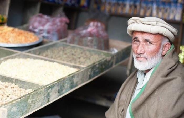 تقرير أممي يحذر: أفغانستان تتأرجح على شفا فقر شامل