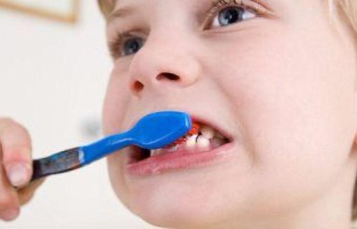 4 طرق منزلية لحماية أسنان طفلك من التسوس خلال جائحة فيروس كورونا
