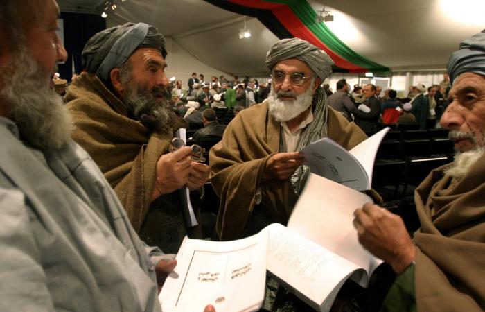 طالبان ستتبنى مؤقتاً دستوراً يعود إلى حقبة الملكية