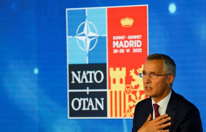 زيلينسكي لقادة الناتو: تراجعكم أمام روسيا فشل للحلف