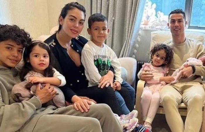 أين سيسكن رونالدو وعائلته في الرياض؟.. حي المحمدية أم النخيل؟