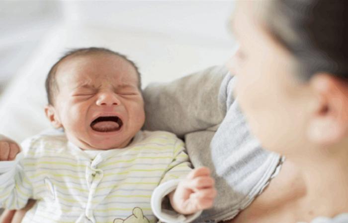 جهاز يكشف سبب بكاء أطفالكم في 10 ثوان فقط... ما هو؟