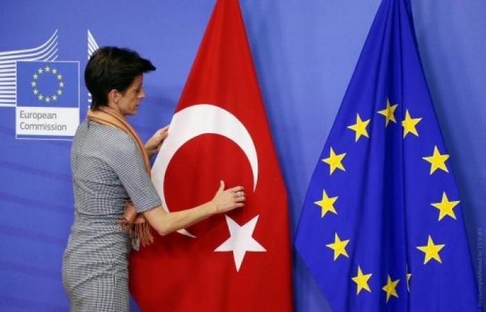 الزلزال وتبعاته يذكيان الصراع التركي - الأوروبي