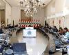 مجلس الوزراء اقر بالاجماع الخطة الاقتصادية المالية في قصر بعبدا