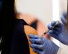 الجمعية الطبية البريطانية تحذر من تأخير الجرعة الثانية للقاح فايزر 12 أسبوعًا