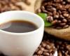 اضرار شرب القهوة بكثرة منها تقليل الخصوبة والصداع