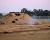 إسرائيل تطلق قنابل الغاز عند السياج الحدودي مع غزة