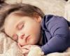 كيف تساعدى طفلك على النوم الجيد بمفرده؟.. استراتيجية الانسحاب البطىء الحل