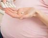 مخاطر استخدام الأمهات مسكنًا وخافض حرارة أثناء الحمل.. اعرفيها