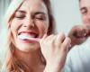 تقرير يوضح محاذير استخدام فرشاة الأسنان
