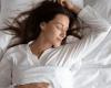 خاصة بين النساء... دراسة تربط بين "قلة النوم" وحالة قلبية مميتة!
